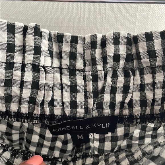 Kendall & Kylie Gingham Checkered Women's Shorts Medium - Picture 3 of 6